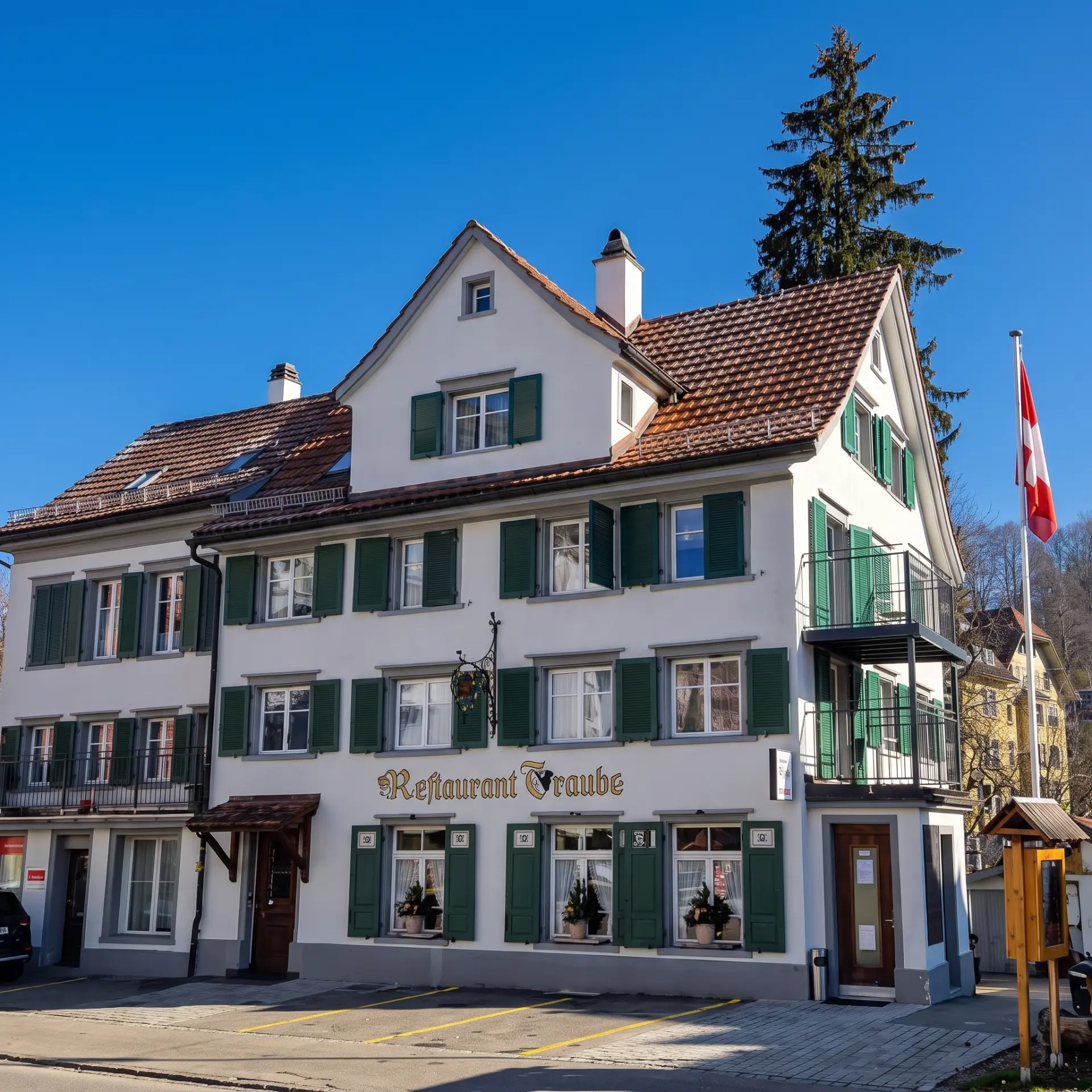 Restaurant Traube St. Georgen – Aussenansicht des historischen Gasthauses