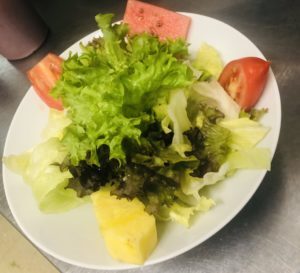 Bunter Blattsalat mit unseren Hausdressing
