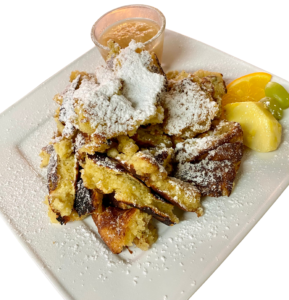 Kaiserschmarren eine Mehlspeise aus Österreich